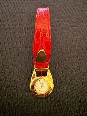 Red Crocodile Leather Strap Pocket Keychain style wrist watch- New Battery 🔋